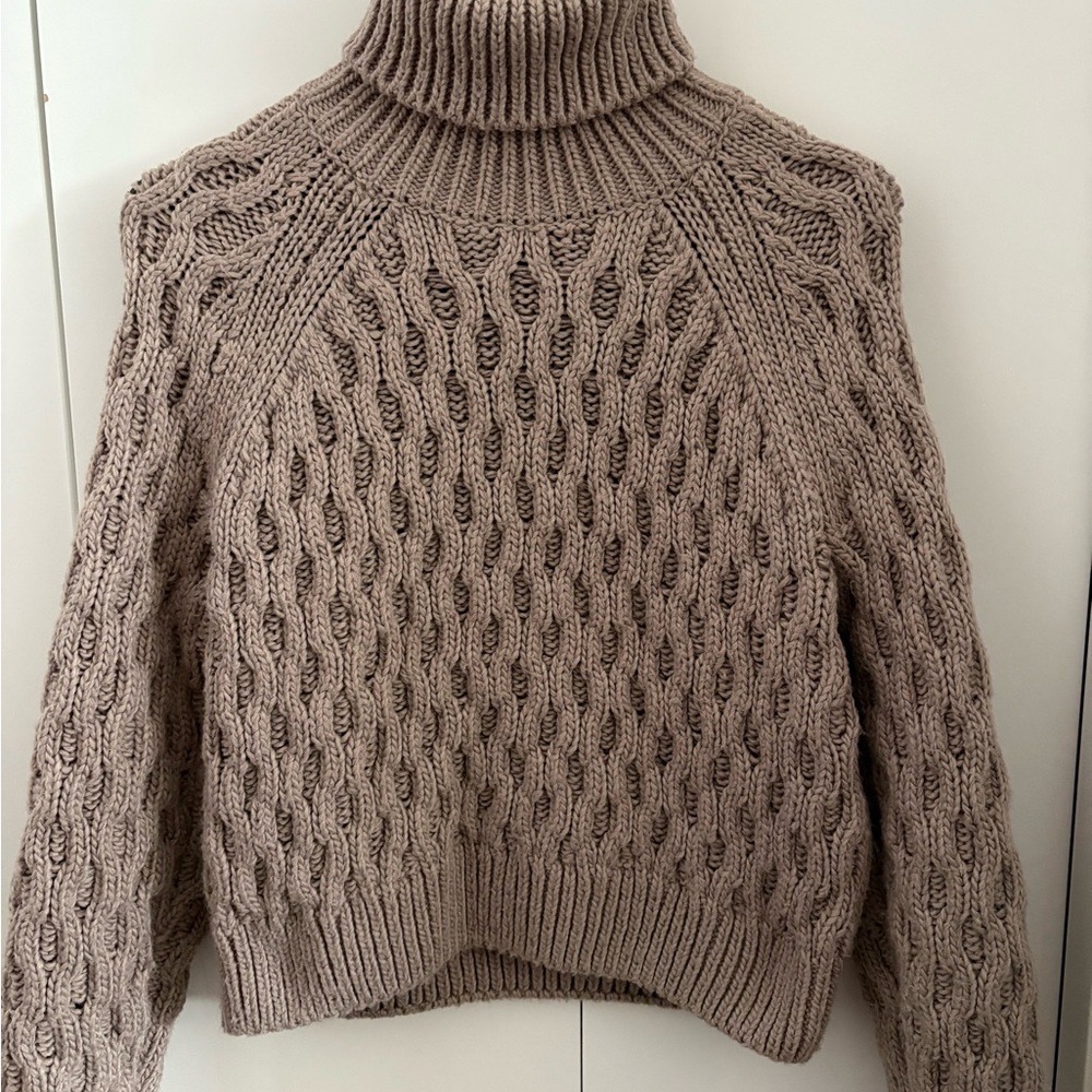 H&M chunky sweater